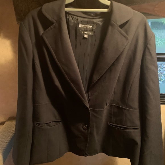Jones New York Black Two Button Blazer size 22W Petite - Picture 2 of 8